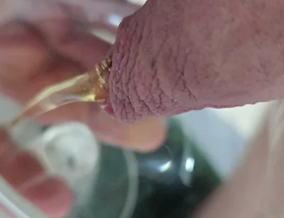 Macro Long Foreskin Piss