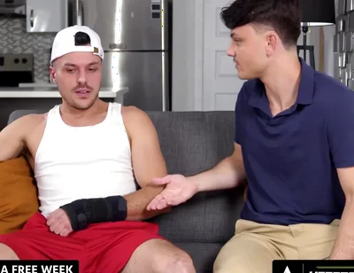 Enzo Muller And Nate Rose In Injured Football Jock Breeds His Tutor During Grades Help