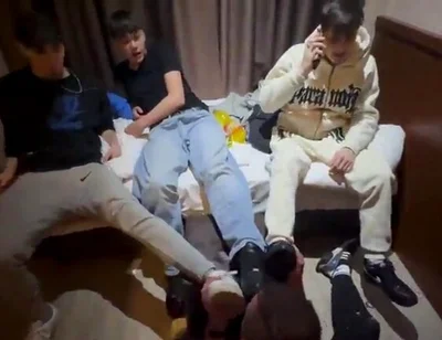 German smoking sneaker master party