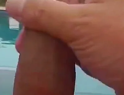 jerking under palm trees in Mallorca