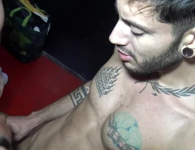 Gay Fucked by 2 Straigth Boys