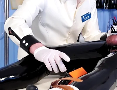 Testing the Gimp in the Rubber Clinic Pt 2