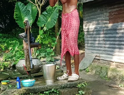 Tha Guy Is to Hot Love This Style Bath