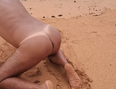 Ladysilva on the Beach Naked Showing off Her Big Sexy Ass Tanned with Mark