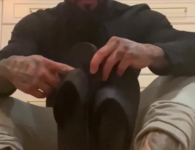 I Make You Smell My Stinky Flip Flops