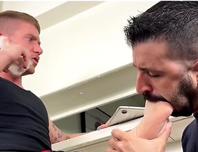 College Jock Colt Spence Finishes Homework While Getting Worshiped By Nick Charms