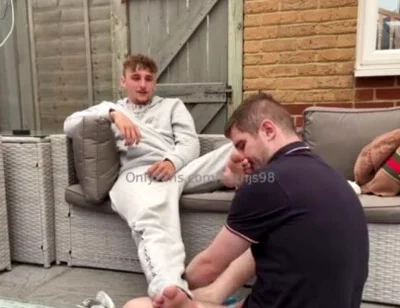 British master stinky feet