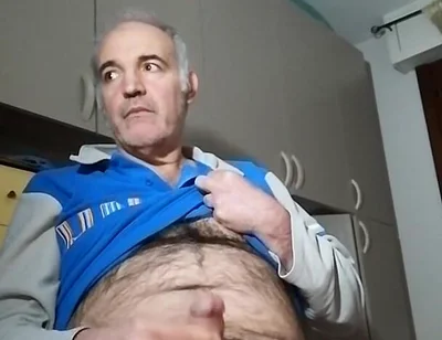 A Nice Cumshot Before Going to Sleep!