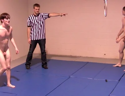 Strip Wrestling - Chapter 3