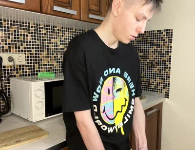 Young Twink's Gushing Cum Delight