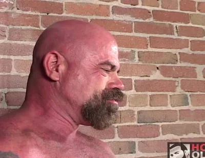 Stepdaddy Hunt 2: Loading Cock