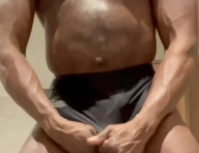 Sexy Black Muscle Stepdad Vibrating Sex Toy Wank