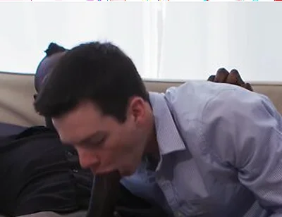 Hunk Harrison Feelss Pre-date Boner Leads To Handjob & Doggystyle With Texas Twink