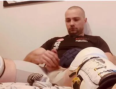 Wank In Hockey Shinpads Soccer Cleats And Hockey Gloves