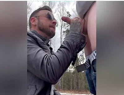 Eating Ass While Cruising