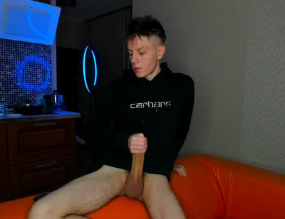 Horny College Twink Edges Huge Cock Until Explosive Cumshot