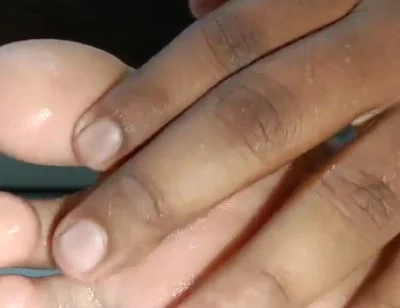 Oiled up Solo Smooth Foot Fetish Tease