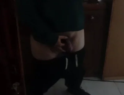 Get Naked in Mirror