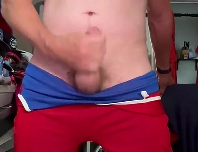 Jockdad87 Shoots a Load in His Wrestling Singlet