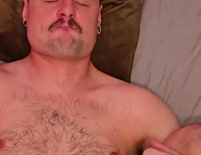 Muscle Stud Mrbritainx Dominates First Time Bottom Bobby Jay