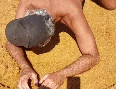 Ladysilva Hot Ass on the Beach, Go Fuck Me