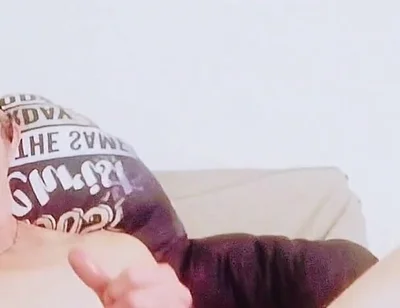 Jerking to Porn on Faphouse