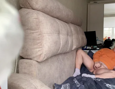 Young Guy Limara19981 Masturbates and Enjoys Orgasm