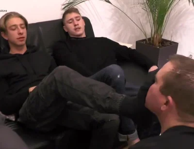 The spit and snot junky german sneaker masters