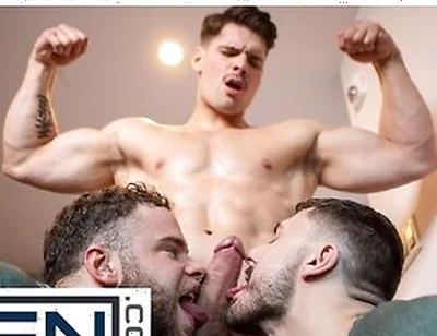 Hunks Marcus Mcneil And Felix Trainor Take Turns Getting Spit Roasted By Malik Delgaty