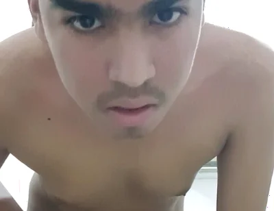 Good Sexy Man Jerks off in the Restroom