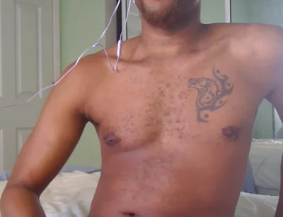 Kennie Jai Shows off on Cam